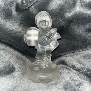 GOEBEL GERMANY 1992 CRYSTAL COLLECTION M.J. HUMMEL FIGURINE- FOR FATHER